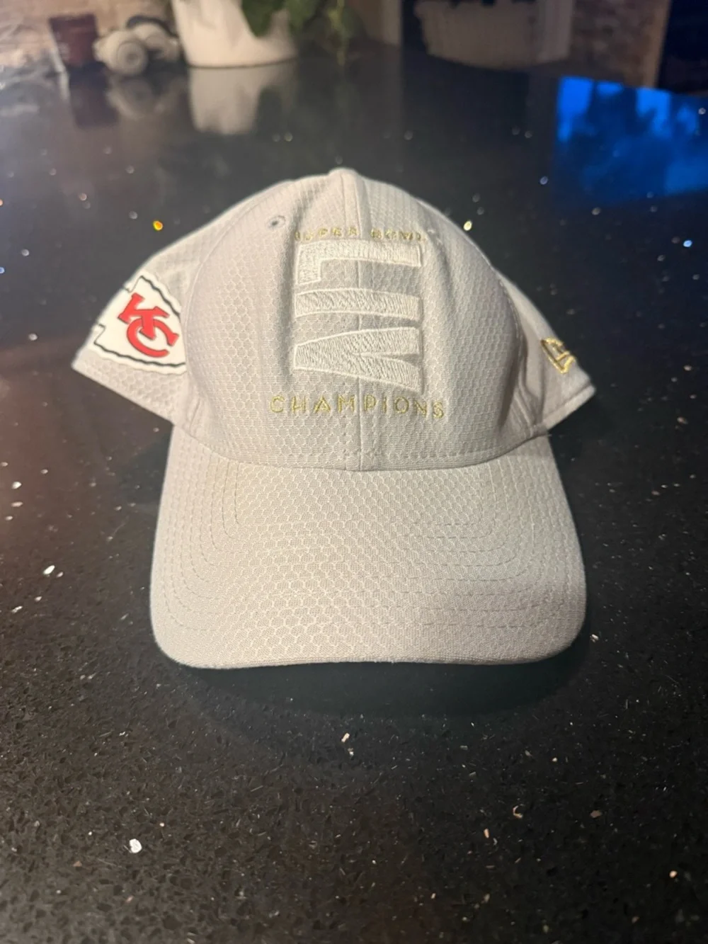 New Era White Kansas City Chiefs Champions Hat - Picture 2 of 7